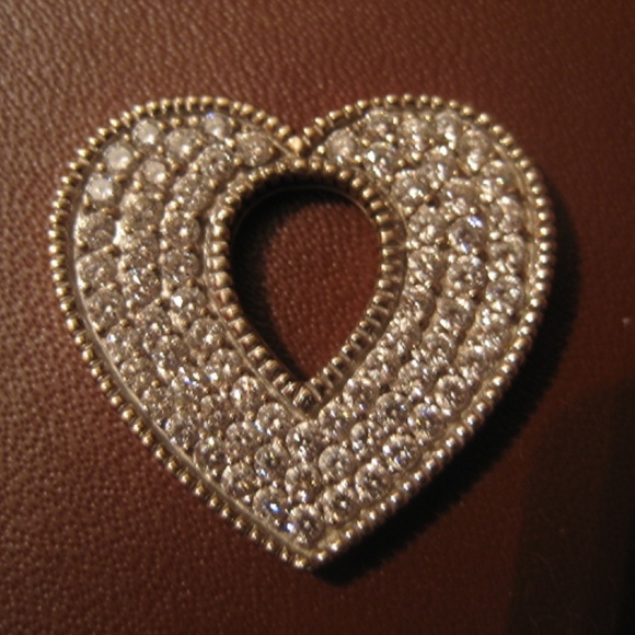 $3,500 Judith Ripka 18K White Gold 73 Diamonds 1.043 CTW Heart Pendant No Chain - Picture 5 of 12